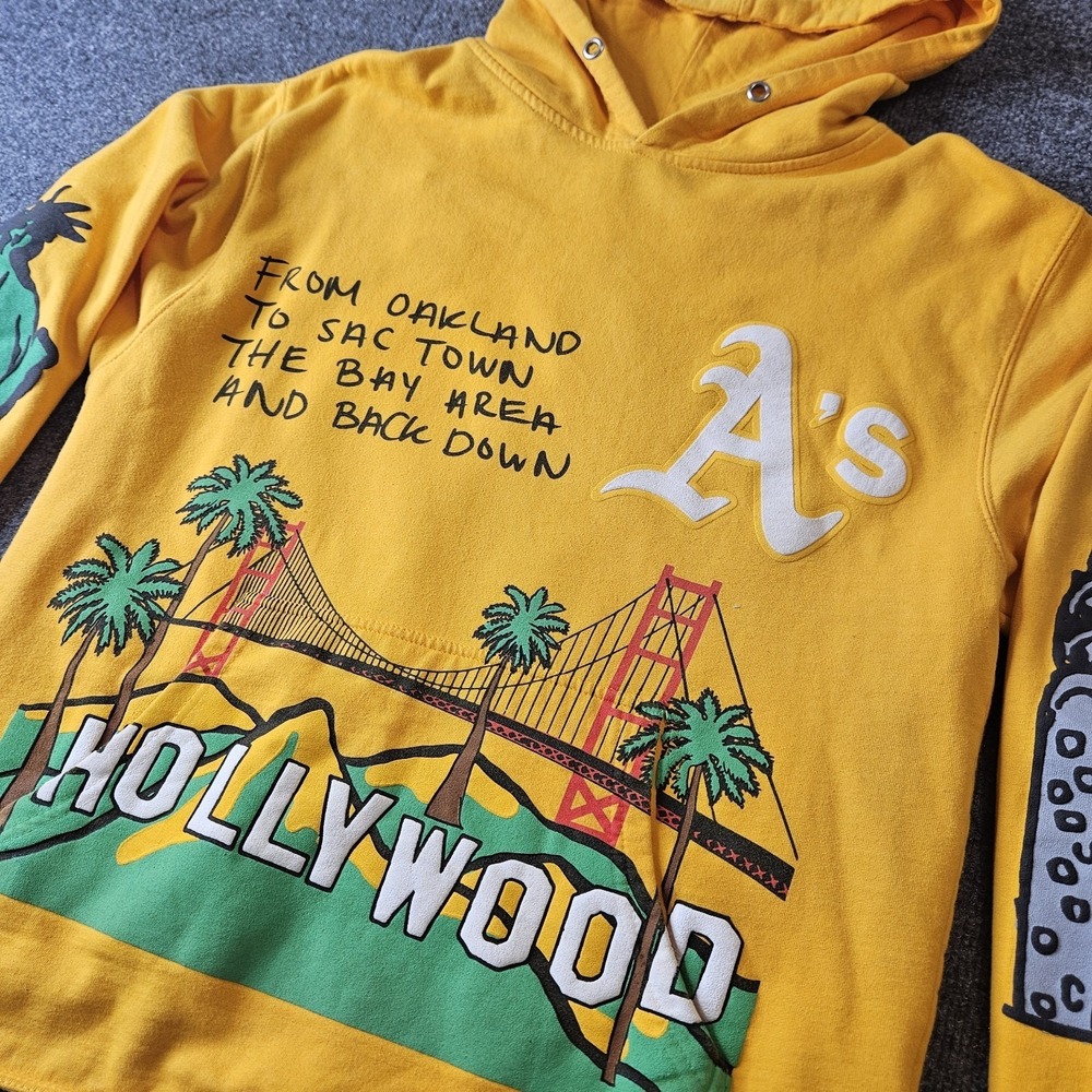 Homme Femme Cali To NYC Hoodie‎ Yellow Mens Size Medium Puff Graphic Print